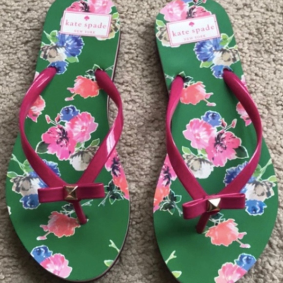 kate spade Shoes - KATE SPADE SWEETHEART PINK Floral Flip Flops